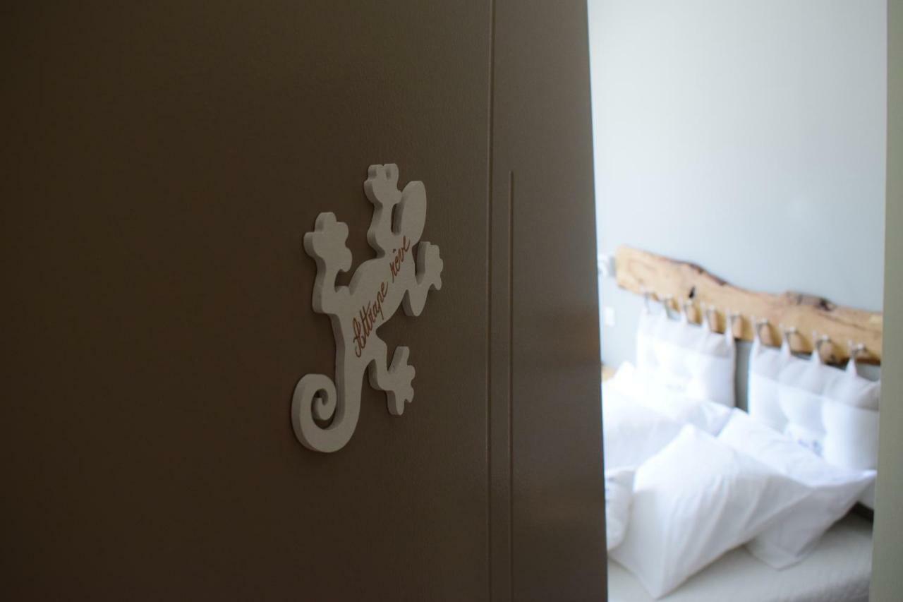 La Sarlamandre, Chambres Et Table D'Hotes Marcillac-Saint-Quentin Екстер'єр фото