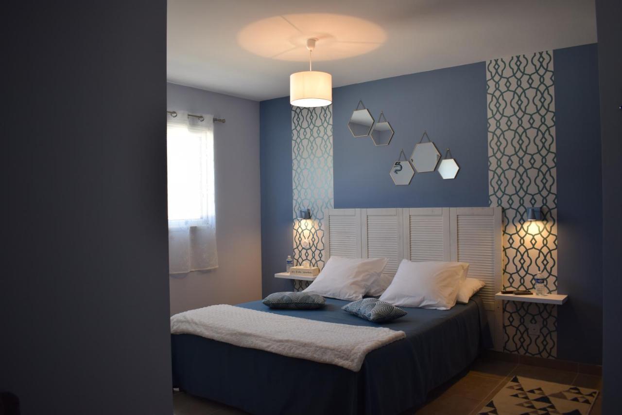 La Sarlamandre, Chambres Et Table D'Hotes Marcillac-Saint-Quentin Екстер'єр фото